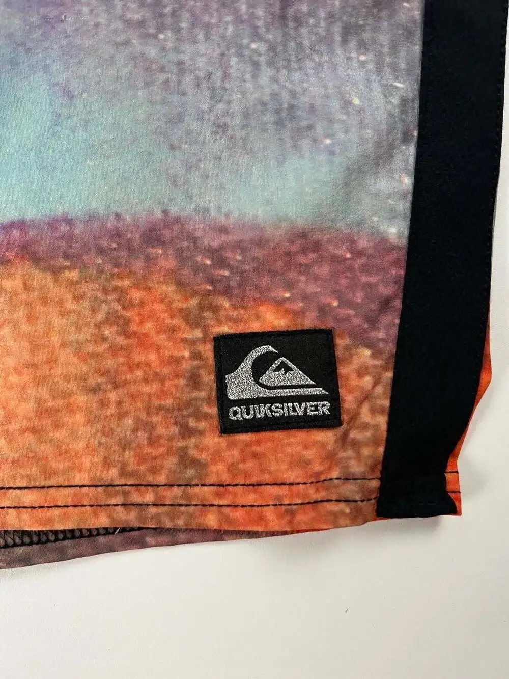 Quiksilver Cypher Series 4-Way Stretch Multi-Colored Board Shorts Size 34